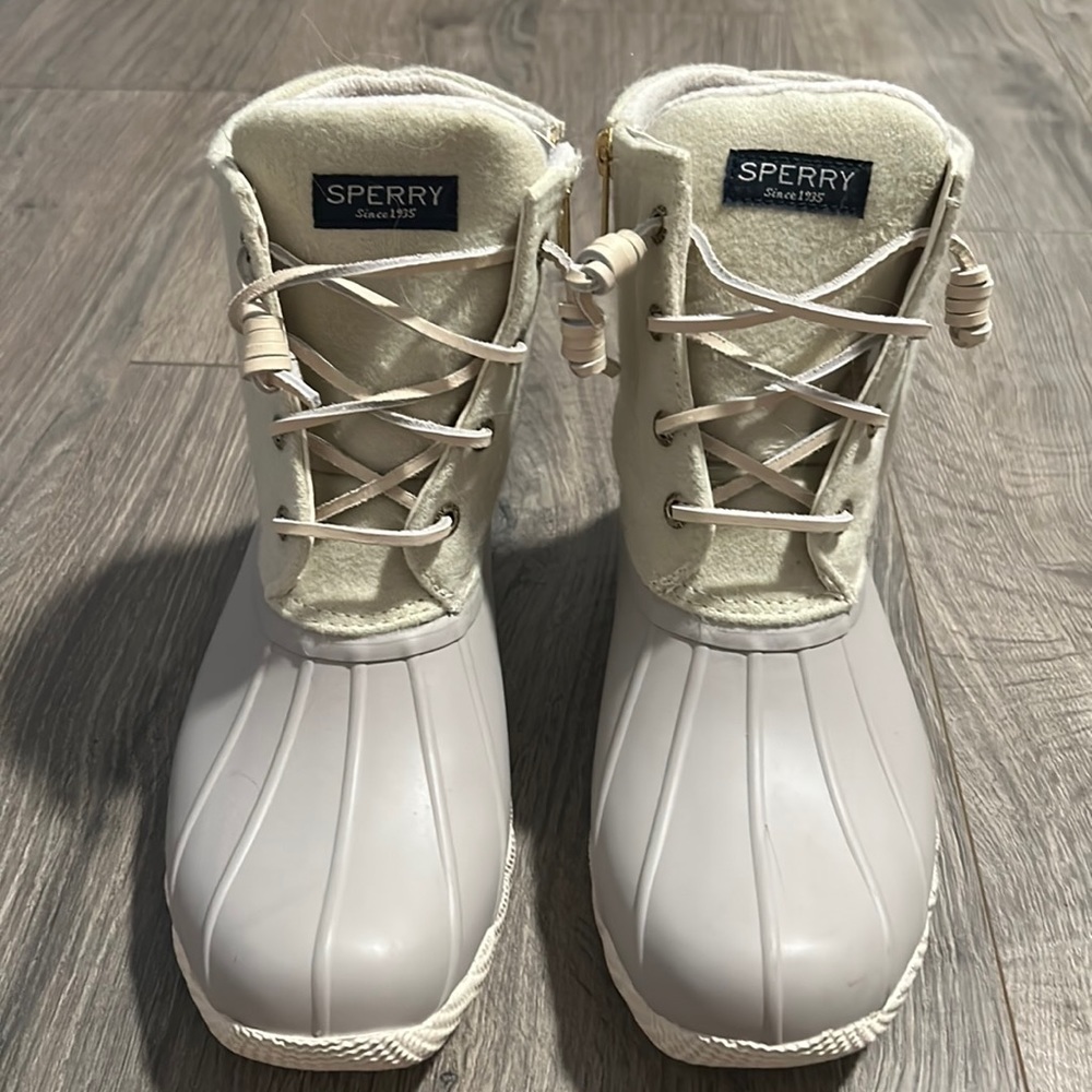Sperry Duck Boots 6.5 -excellent condition-